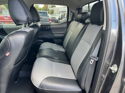 Used 2019 Toyota Tacoma SR w/ SR Convenience Package AWD/4WD image 24
