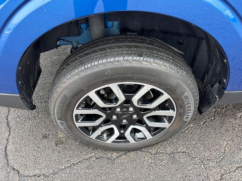 Used 2023 Ford Maverick Lariat w/ Lariat Luxury Package image 10