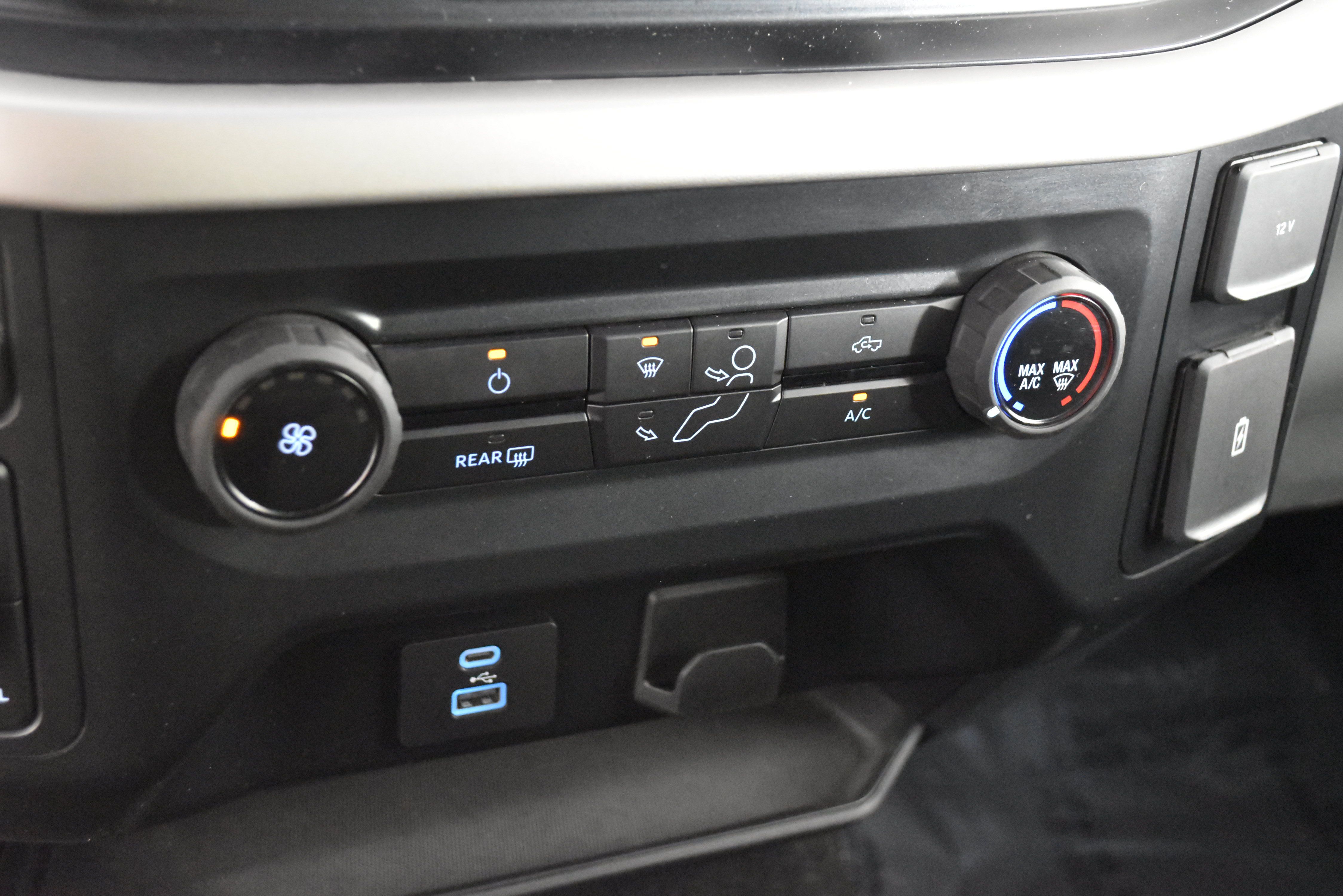Used 2022 Ford F150 XLT AWD/4WD image 32