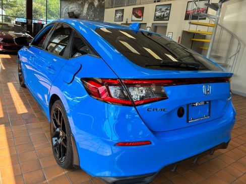 Used 2022 Honda Civic Sport image 7