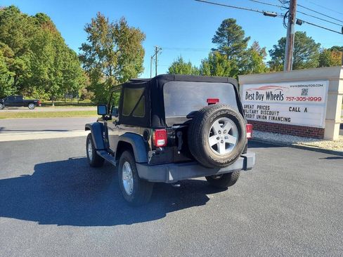 Used 2015 Jeep Wrangler Sport w/ Quick Order Package 24S AWD/4WD image 5