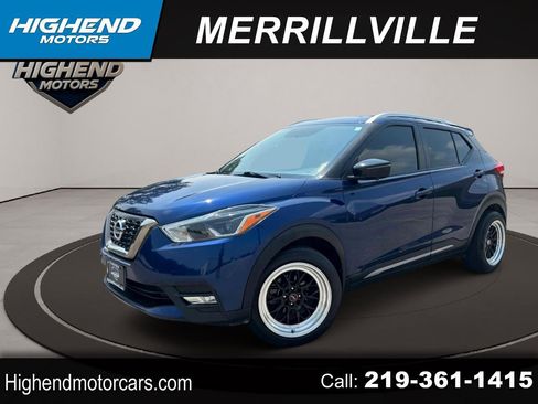 Used 2019 Nissan Kicks SR image 1
