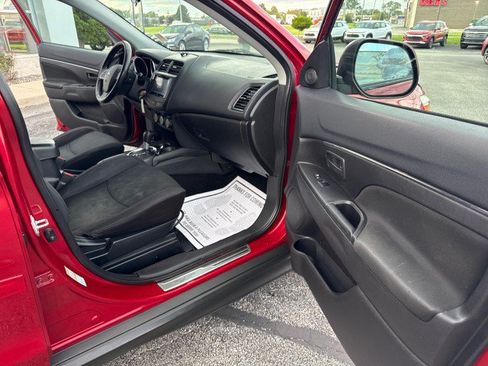 Used 2015 Mitsubishi Outlander Sport ES FWD image 25