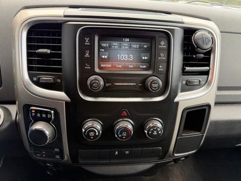 Used 2016 RAM 1500 Classic SLT image 20