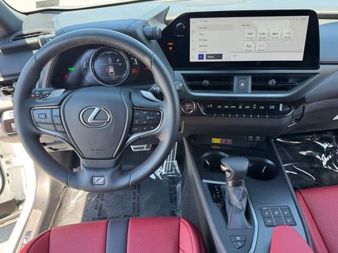 Used 2024 Lexus UX 250h F Sport FWD image 18