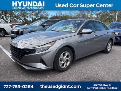 Used 2023 Hyundai Elantra SE