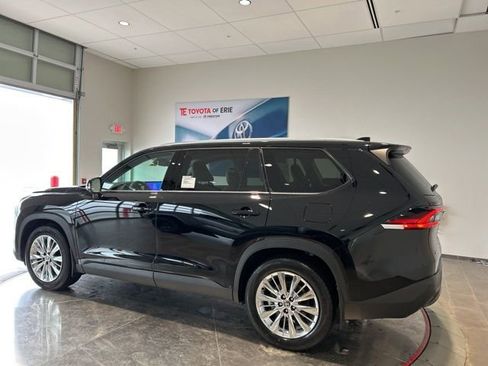 New 2026 Toyota Grand Highlander AWD image 4