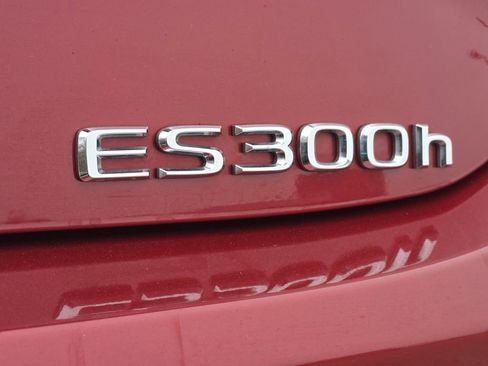 Certified 2024 Lexus ES 300h Ultra Luxury image 15