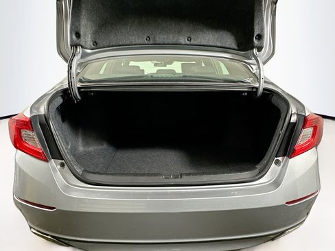 Used 2022 Honda Accord Sport image 26