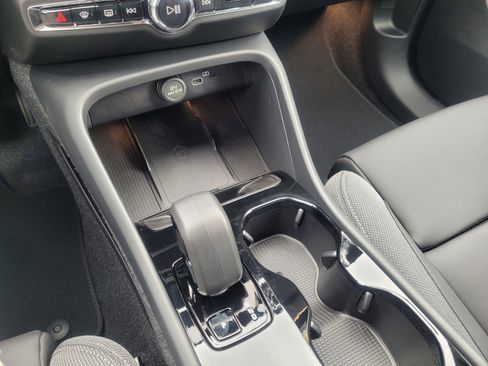 New 2026 Volvo EX40 Plus w/ Climate Package image 16