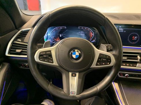 Used 2022 BMW X5 xDrive40i w/ M Sport Package image 21