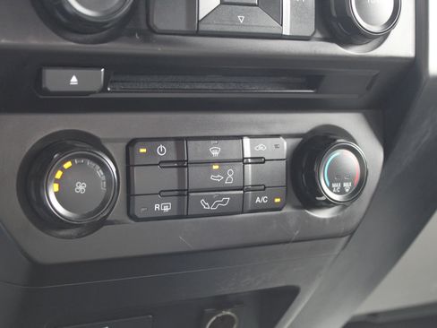 Used 2016 Ford F150 XL w/ Equipment Group 101A Mid image 27