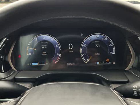 Used 2022 Jeep Grand Cherokee L Overland w/ Luxury Tech Group IV AWD/4WD image 19