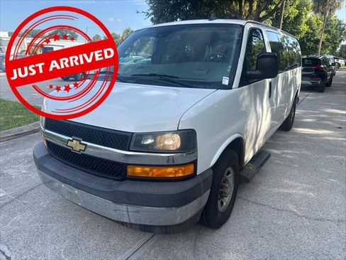 Used 2020 Chevrolet Express 3500 LT w/ LT Preferred Equipment Group RWD image 1