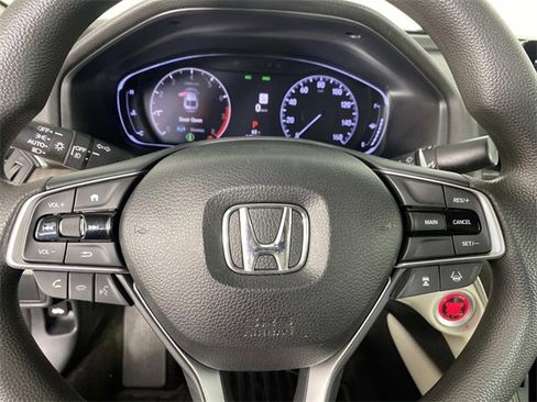Used 2018 Honda Accord EX image 14