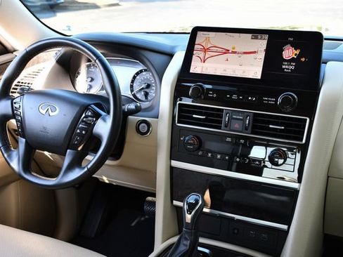 Used 2022 INFINITI QX80 Luxe w/ Cargo Package AWD/4WD image 2