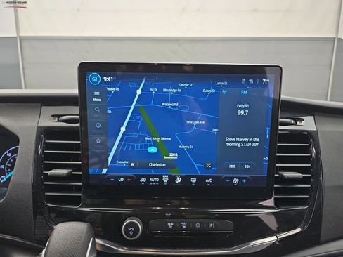 Used 2023 Ford Transit 350 XLT image 20