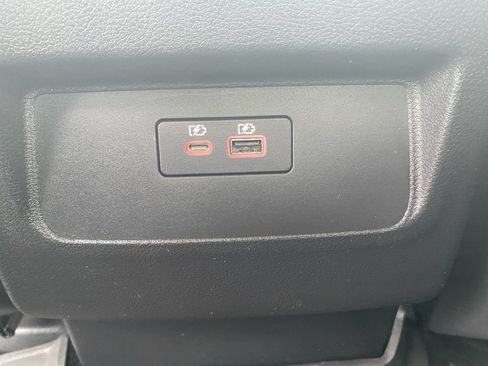 Used 2024 Nissan Frontier SV AWD/4WD image 36