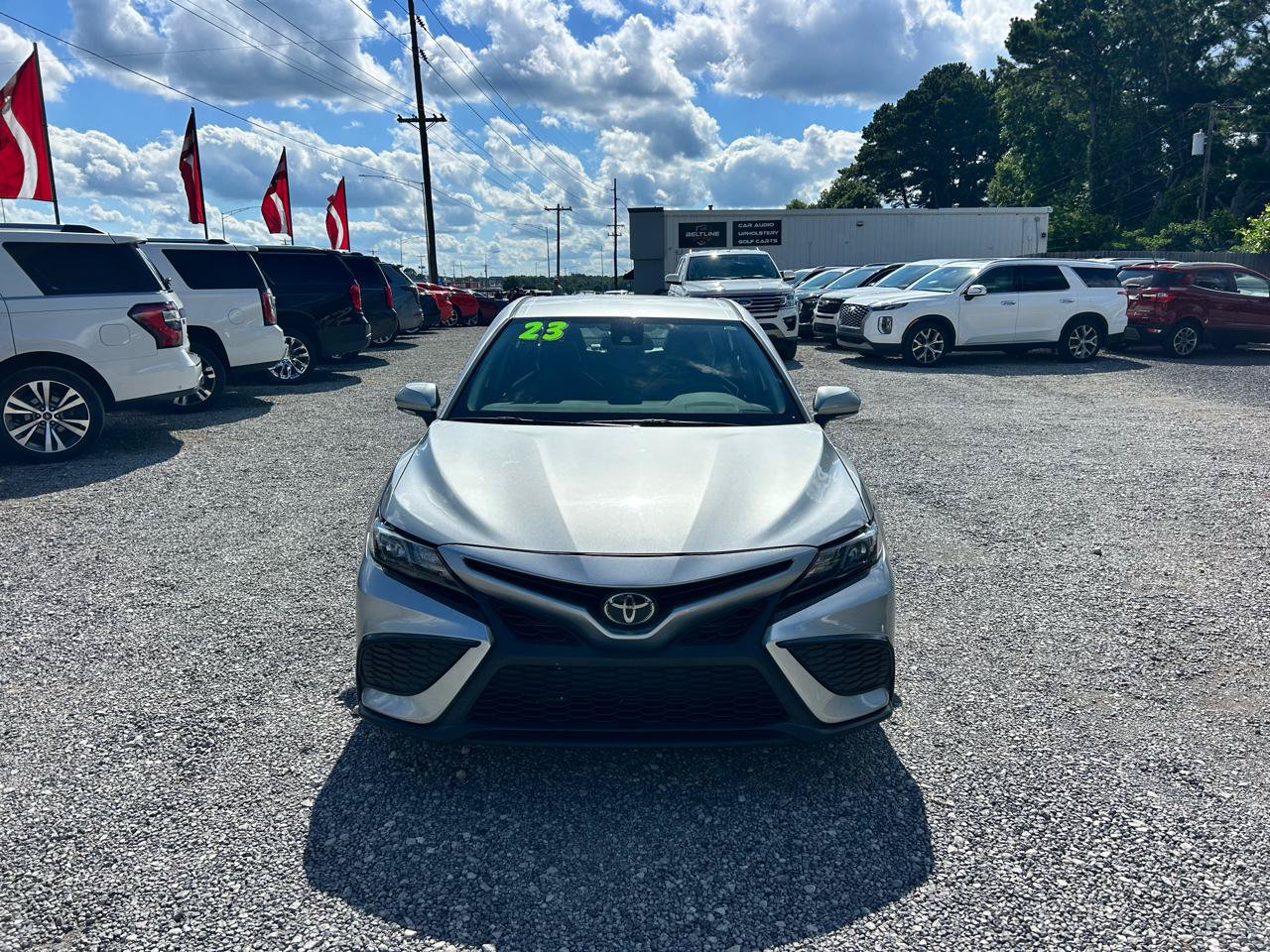 Used 2023 Toyota Camry SE FWD image 15