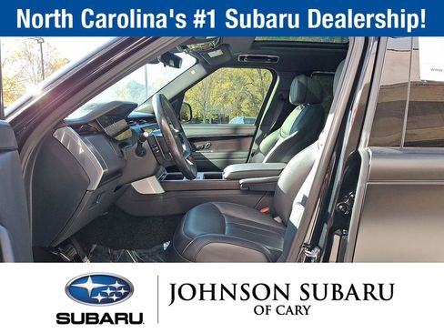 Used 2024 Land Rover Range Rover SE image 13