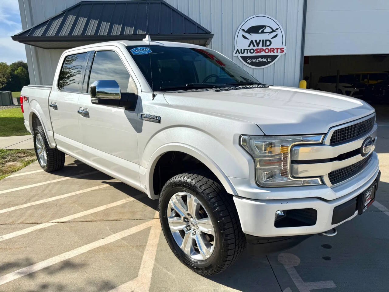 Used 2019 Ford F150 Platinum w/ Equipment Group 701A Luxury AWD/4WD image 2