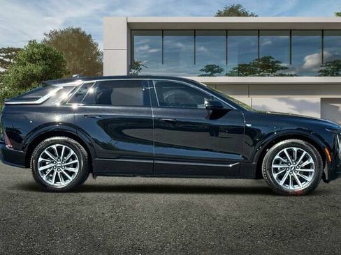 Certified 2024 Cadillac Lyriq Sport w/ LPO, Floor Liner Package AWD/4WD image 3