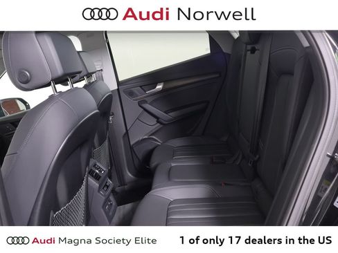 Used 2023 Audi Q5 2.0T Premium w/ Convenience Package AWD/4WD image 22