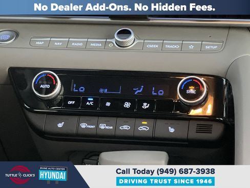 Certified 2024 Hyundai Elantra SEL w/ Convenience Package FWD image 13