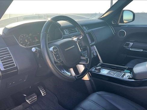 Used 2017 Land Rover Range Rover Supercharged image 7