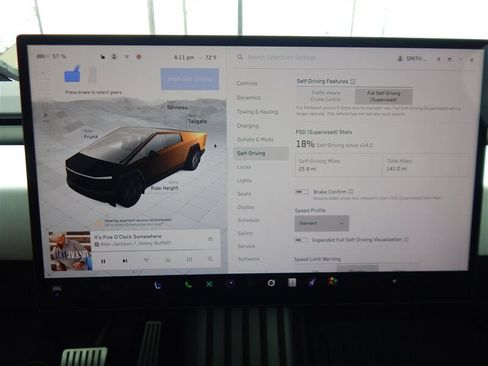 Used 2024 Tesla Cybertruck AWD Crew Cab image 35