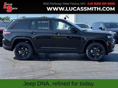 New 2025 Jeep Grand Cherokee Limited w/ Black Appearance Package