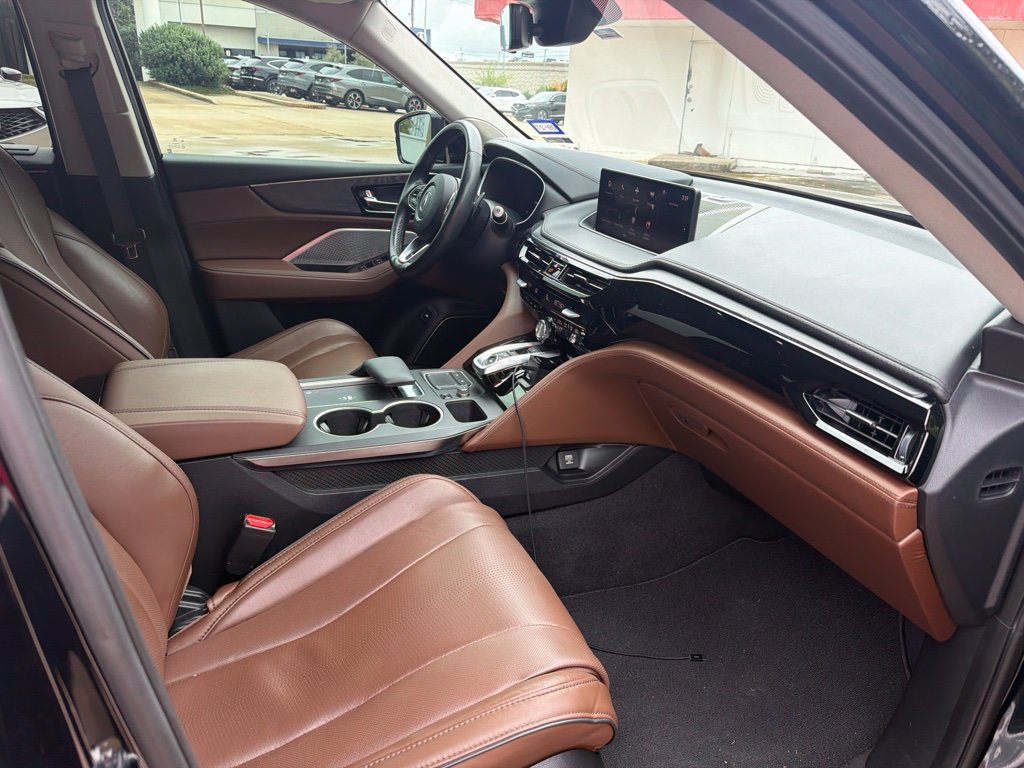 Used 2023 Acura MDX w/ Advance Package AWD/4WD image 12