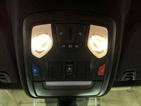 Used 2023 RAM 1500 Big Horn AWD/4WD image 23