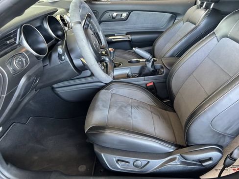 Used 2020 Ford Mustang Shelby GT350 w/ Technology Package RWD image 17
