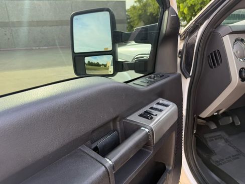 Used 2015 Ford F350 Lariat w/ Lariat Ultimate Package image 9