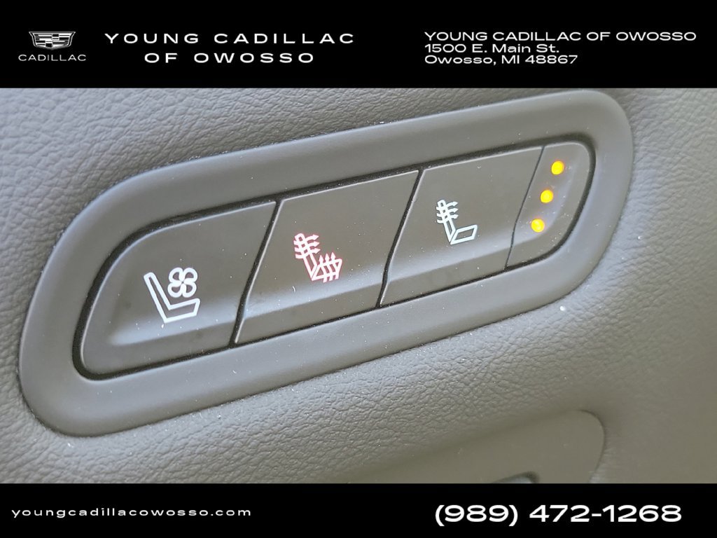 Used 2023 Cadillac Escalade Premium Luxury w/ LPO, Illumination Package AWD/4WD image 23