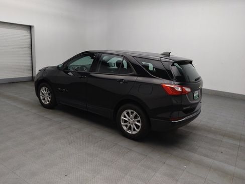 Used 2018 Chevrolet Equinox LS image 2
