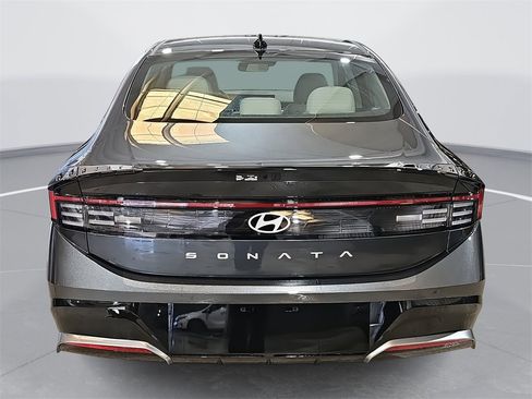 New 2026 Hyundai Sonata SEL image 6