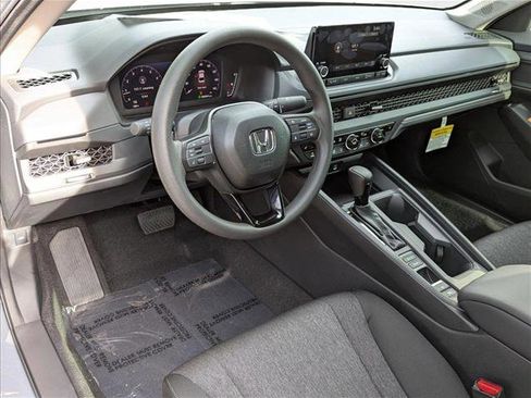 New 2025 Honda Accord SE image 3