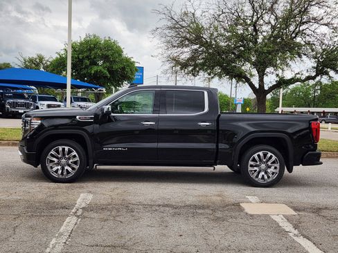 Used 2024 GMC Sierra 1500 Denali image 3