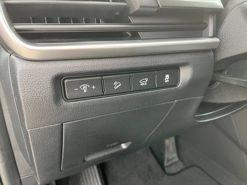 Used 2025 Kia Telluride S FWD image 25