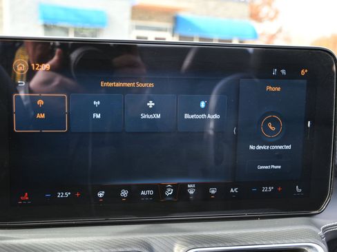 Used 2025 Ford Mustang Premium image 25