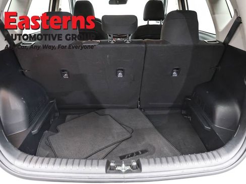 Used 2024 Kia Soul LX w/ Option Group 015 FWD image 9