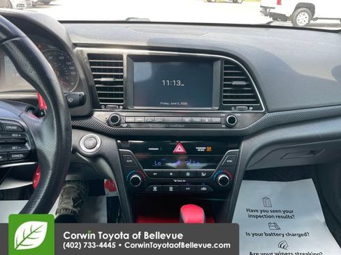 Used 2017 Hyundai Elantra Sport w/ Sport Premium Package 06 FWD image 11