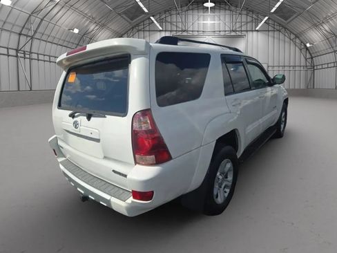 Used 2003 Toyota 4Runner SR5 AWD/4WD image 5