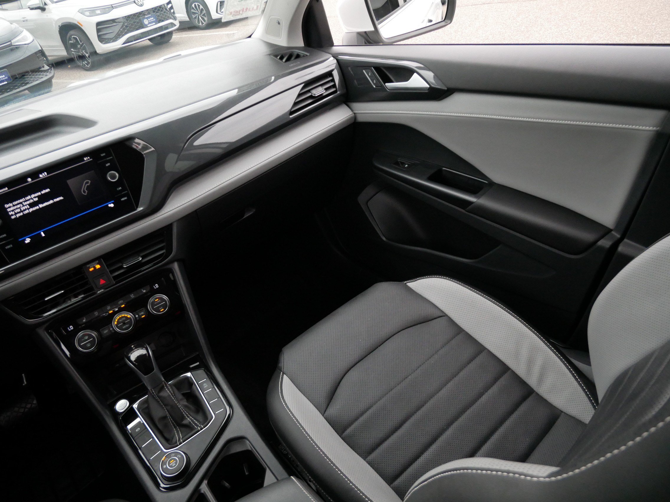 Certified 2023 Volkswagen Taos SEL AWD/4WD image 11