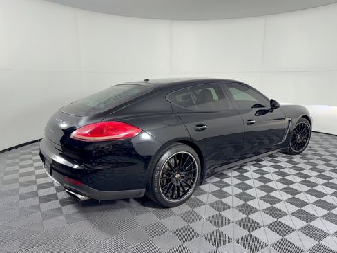 Used 2015 Porsche Panamera image 9