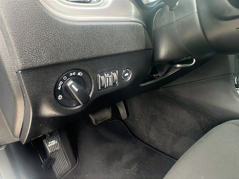 Used 2023 Dodge Charger SXT image 24