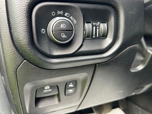 Used 2019 RAM 1500 Sport w/ Level 2 Equipment Group AWD/4WD image 16