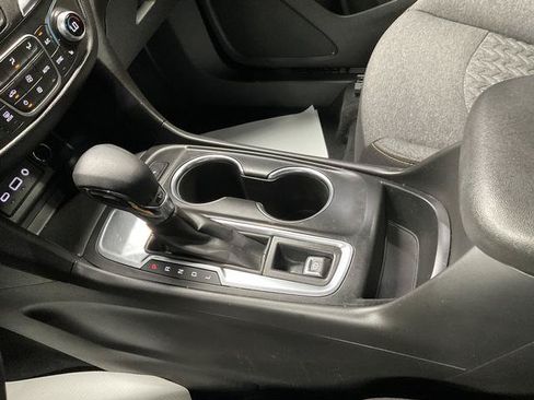 Used 2023 Chevrolet Equinox LT FWD image 23